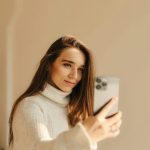 Prečo sa niektoré ženy cítia škaredšie na fotografiách než v zrkadle